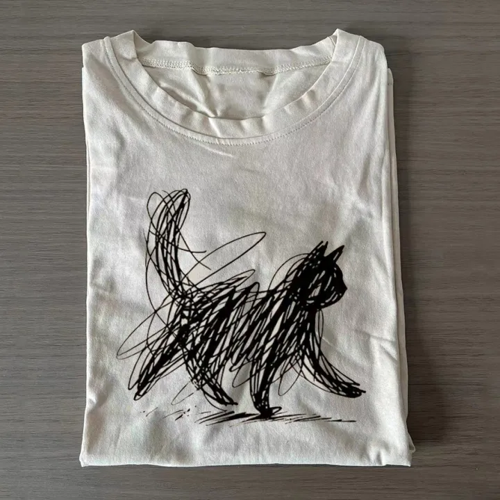 Minimalist Cat T-shirt